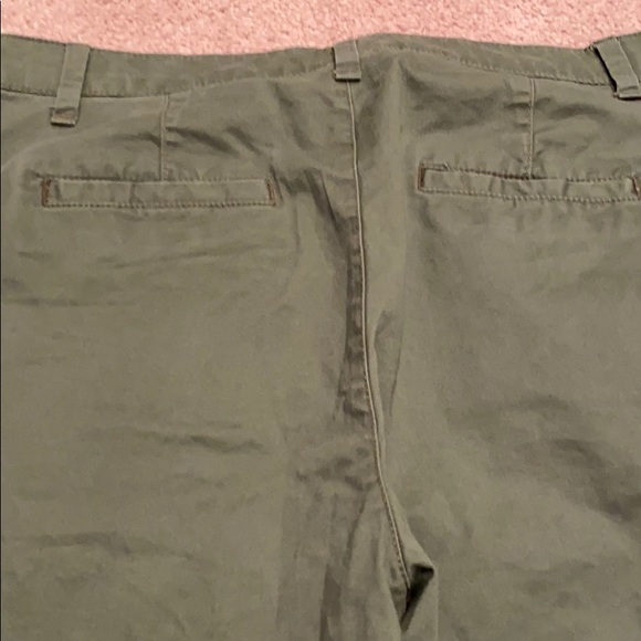 Girlfriend Chino army green pant - Picture 6 of 6